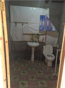 鑫城小区 6楼电梯房，90平米仅售33万，老食品厂对过生活便利